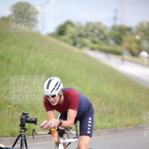 16.06.2024 - 26. Vierlanden-Triathlon Jannik Wohlers http://msf.ph/oto/6269367 16.06.2024 11:00:17 Radfahren 11, 92, 160, 184 meine-sportfotos.de