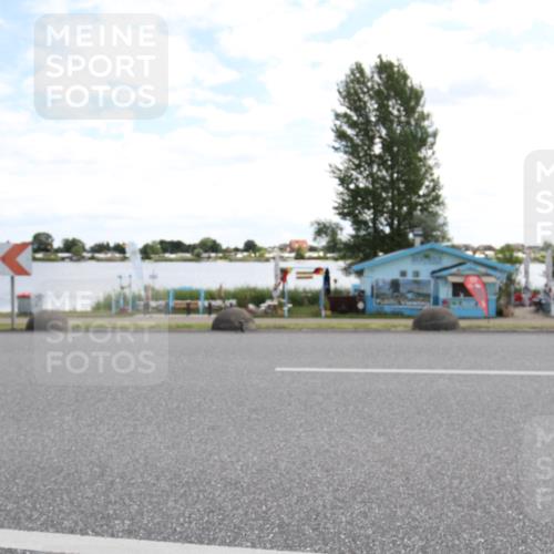 16.06.2024 - 26. Vierlanden-Triathlon Jannik Wohlers http://msf.ph/oto/6269402 16.06.2024 11:31:59 Radfahren 129, 160, 206, 318, 514, 525, 552 meine-sportfotos.de