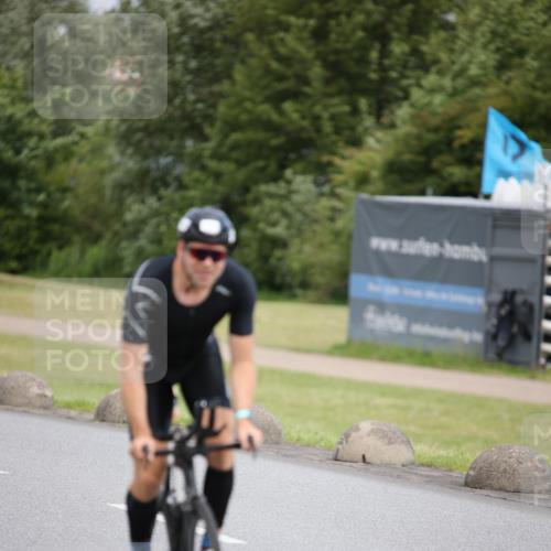 16.06.2024 - 26. Vierlanden-Triathlon Jannik Wohlers http://msf.ph/oto/6269407 16.06.2024 11:00:36 Radfahren 29, 112 meine-sportfotos.de