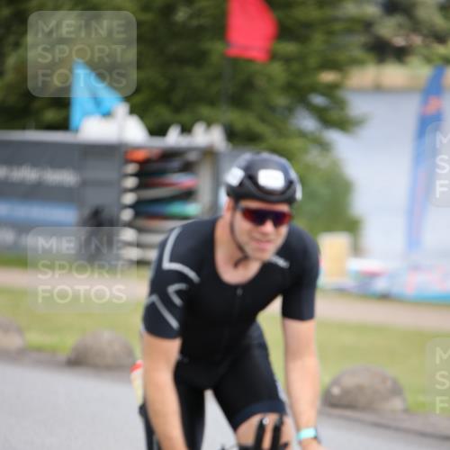 16.06.2024 - 26. Vierlanden-Triathlon Jannik Wohlers http://msf.ph/oto/6269416 16.06.2024 11:00:37 Radfahren 29, 112 meine-sportfotos.de