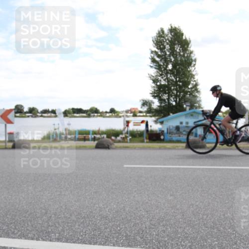 16.06.2024 - 26. Vierlanden-Triathlon Jannik Wohlers http://msf.ph/oto/6269427 16.06.2024 11:32:00 Radfahren 129, 160, 206, 318, 514, 525, 552 meine-sportfotos.de