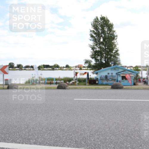 16.06.2024 - 26. Vierlanden-Triathlon Jannik Wohlers http://msf.ph/oto/6269458 16.06.2024 11:32:01 Radfahren 129, 160, 206, 318, 514, 525, 552 meine-sportfotos.de