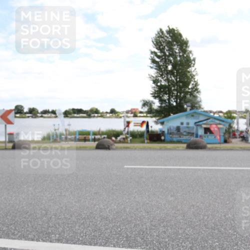16.06.2024 - 26. Vierlanden-Triathlon Jannik Wohlers http://msf.ph/oto/6269466 16.06.2024 11:32:02 Radfahren 95, 129, 160, 206, 525, 552 meine-sportfotos.de