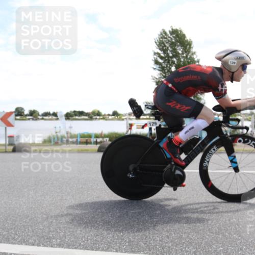 16.06.2024 - 26. Vierlanden-Triathlon Jannik Wohlers http://msf.ph/oto/6269472 16.06.2024 11:32:03 Radfahren 95, 129, 145, 206, 525, 552 meine-sportfotos.de