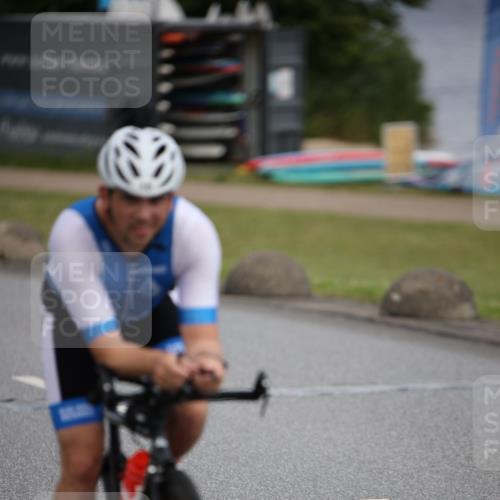 16.06.2024 - 26. Vierlanden-Triathlon Jannik Wohlers http://msf.ph/oto/6269473 16.06.2024 11:00:46 Radfahren 10, 52, 97, 218 meine-sportfotos.de