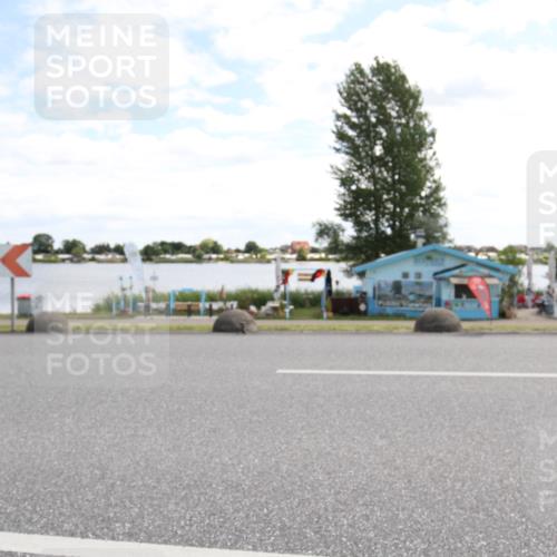 16.06.2024 - 26. Vierlanden-Triathlon Jannik Wohlers http://msf.ph/oto/6269474 16.06.2024 11:32:03 Radfahren 95, 129, 145, 206, 525, 552 meine-sportfotos.de
