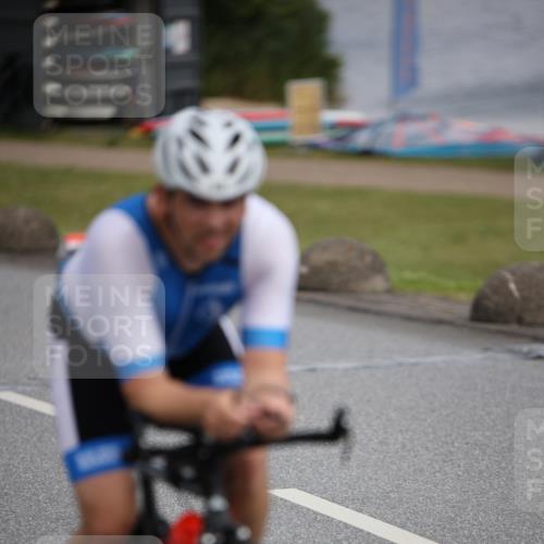 16.06.2024 - 26. Vierlanden-Triathlon Jannik Wohlers http://msf.ph/oto/6269479 16.06.2024 11:00:46 Radfahren 10, 52, 97, 218 meine-sportfotos.de