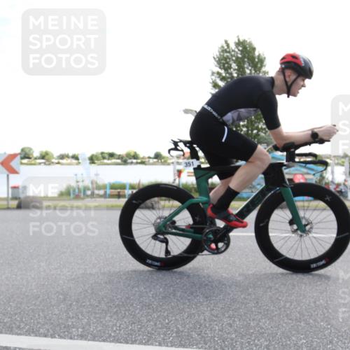 16.06.2024 - 26. Vierlanden-Triathlon Jannik Wohlers http://msf.ph/oto/6269561 16.06.2024 11:32:33 Radfahren 35, 238, 339, 351, 571 meine-sportfotos.de