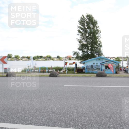 16.06.2024 - 26. Vierlanden-Triathlon Jannik Wohlers http://msf.ph/oto/6269604 16.06.2024 11:32:39 Radfahren 53, 102, 339, 351, 571 meine-sportfotos.de