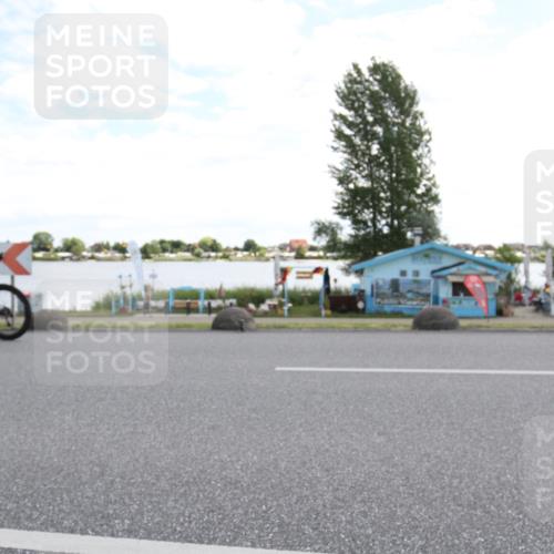 16.06.2024 - 26. Vierlanden-Triathlon Jannik Wohlers http://msf.ph/oto/6269671 16.06.2024 11:32:40 Radfahren 53, 102, 339, 571 meine-sportfotos.de