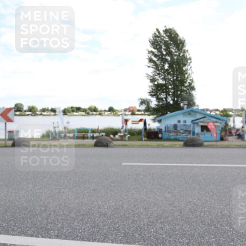 16.06.2024 - 26. Vierlanden-Triathlon Jannik Wohlers http://msf.ph/oto/6269674 16.06.2024 11:32:41 Radfahren 53, 97, 102, 339, 571 meine-sportfotos.de