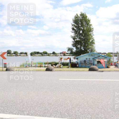 16.06.2024 - 26. Vierlanden-Triathlon Jannik Wohlers http://msf.ph/oto/6269682 16.06.2024 11:33:22 Radfahren 239, 275, 289, 412 meine-sportfotos.de