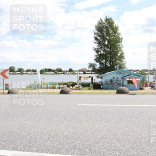 16.06.2024 - 26. Vierlanden-Triathlon Jannik Wohlers http://msf.ph/oto/6269683 16.06.2024 11:33:35 Radfahren 29, 112, 158, 168, 331 meine-sportfotos.de