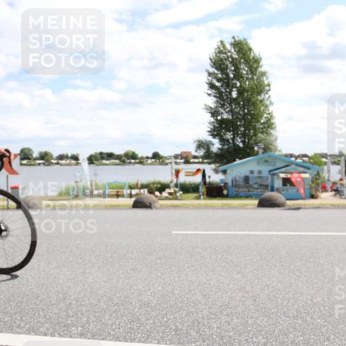 16.06.2024 - 26. Vierlanden-Triathlon Jannik Wohlers http://msf.ph/oto/6269715 16.06.2024 11:33:55 Radfahren 6, 152, 173, 193, 233, 310 meine-sportfotos.de