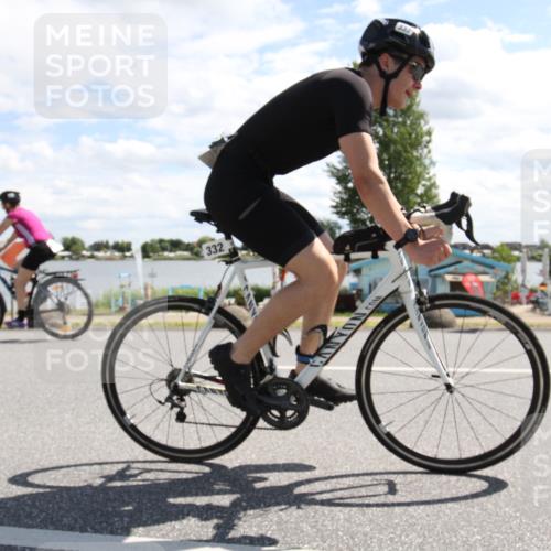 16.06.2024 - 26. Vierlanden-Triathlon Jannik Wohlers http://msf.ph/oto/6269721 16.06.2024 11:34:55 Radfahren 3, 90, 156, 332, 554 meine-sportfotos.de