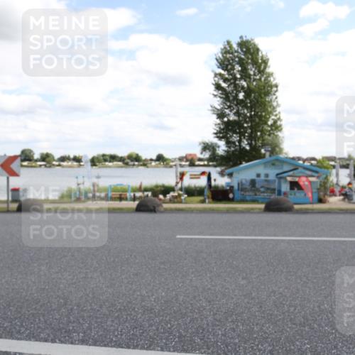 16.06.2024 - 26. Vierlanden-Triathlon Jannik Wohlers http://msf.ph/oto/6269739 16.06.2024 11:37:50 Radfahren 230, 293 meine-sportfotos.de
