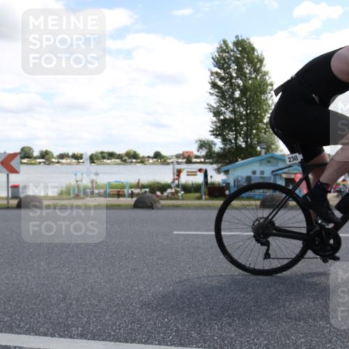 16.06.2024 - 26. Vierlanden-Triathlon Jannik Wohlers http://msf.ph/oto/6269747 16.06.2024 11:37:51 Radfahren 3, 230, 293 meine-sportfotos.de