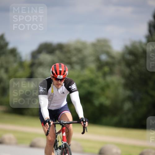 16.06.2024 - 26. Vierlanden-Triathlon Jannik Wohlers http://msf.ph/oto/6269848 16.06.2024 11:07:57 Radfahren 72, 208, 271 meine-sportfotos.de