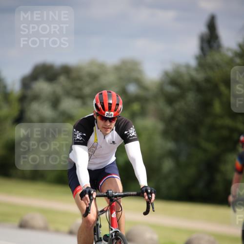 16.06.2024 - 26. Vierlanden-Triathlon Jannik Wohlers http://msf.ph/oto/6269852 16.06.2024 11:07:57 Radfahren 72, 208, 271 meine-sportfotos.de