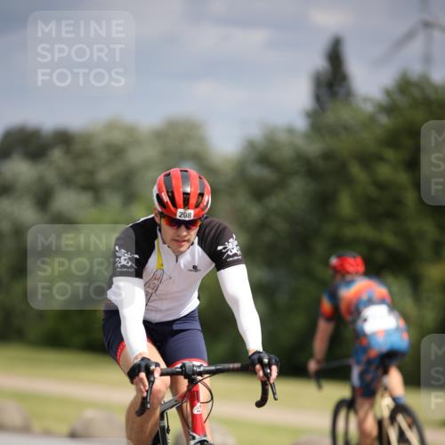 16.06.2024 - 26. Vierlanden-Triathlon Jannik Wohlers http://msf.ph/oto/6269854 16.06.2024 11:07:57 Radfahren 72, 208, 271 meine-sportfotos.de