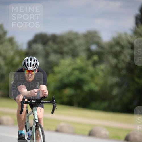 16.06.2024 - 26. Vierlanden-Triathlon Jannik Wohlers http://msf.ph/oto/6269876 16.06.2024 11:07:59 Radfahren 72, 208, 270, 271 meine-sportfotos.de