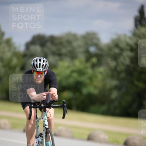 16.06.2024 - 26. Vierlanden-Triathlon Jannik Wohlers http://msf.ph/oto/6269880 16.06.2024 11:07:59 Radfahren 72, 208, 270, 271 meine-sportfotos.de
