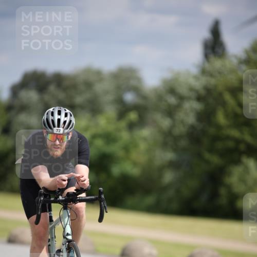 16.06.2024 - 26. Vierlanden-Triathlon Jannik Wohlers http://msf.ph/oto/6269884 16.06.2024 11:07:59 Radfahren 72, 208, 270, 271 meine-sportfotos.de