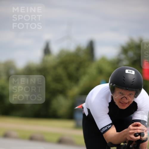 16.06.2024 - 26. Vierlanden-Triathlon Jannik Wohlers http://msf.ph/oto/6269955 16.06.2024 11:08:14 Radfahren 44, 60, 68, 109, 116, 201, 302 meine-sportfotos.de