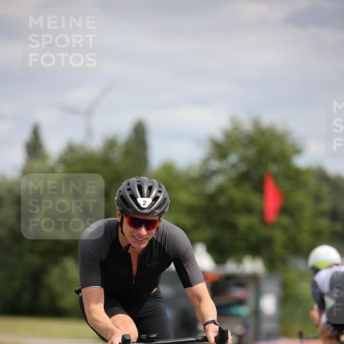 16.06.2024 - 26. Vierlanden-Triathlon Jannik Wohlers http://msf.ph/oto/6270028 16.06.2024 11:09:07 Radfahren 2, 185, 232, 344 meine-sportfotos.de