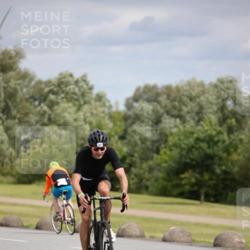 16.06.2024 - 26. Vierlanden-Triathlon Jannik Wohlers http://msf.ph/oto/6270044 16.06.2024 11:09:24 Radfahren 62, 165, 204, 337, 345 meine-sportfotos.de