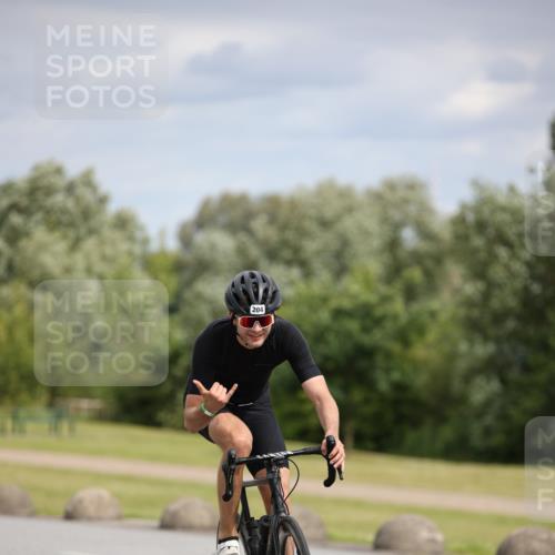 16.06.2024 - 26. Vierlanden-Triathlon Jannik Wohlers http://msf.ph/oto/6270052 16.06.2024 11:09:24 Radfahren 62, 165, 204, 337, 345 meine-sportfotos.de