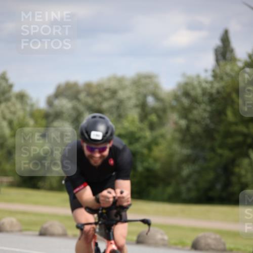 16.06.2024 - 26. Vierlanden-Triathlon Jannik Wohlers http://msf.ph/oto/6270114 16.06.2024 11:09:30 Radfahren 62, 165, 189, 190, 204, 337 meine-sportfotos.de