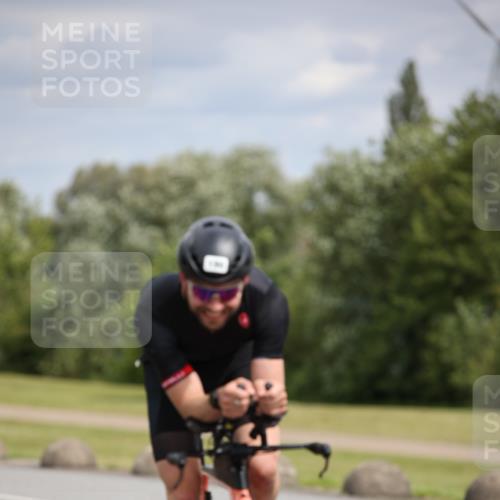 16.06.2024 - 26. Vierlanden-Triathlon Jannik Wohlers http://msf.ph/oto/6270118 16.06.2024 11:09:30 Radfahren 62, 165, 189, 190, 204, 337 meine-sportfotos.de