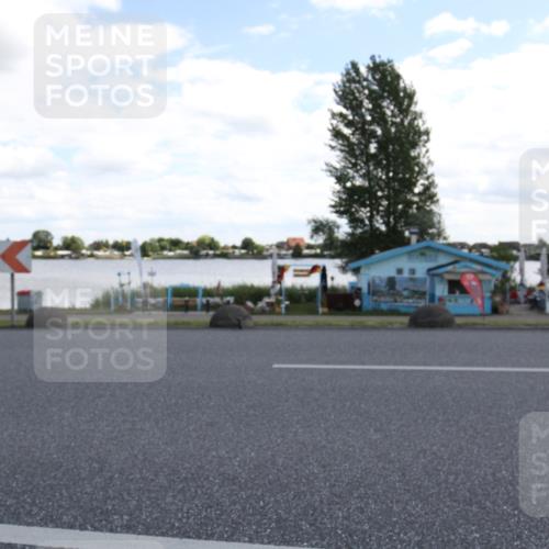 16.06.2024 - 26. Vierlanden-Triathlon Jannik Wohlers http://msf.ph/oto/6270139 16.06.2024 11:38:15 Radfahren 129, 145, 196, 256, 296, 306, 348 meine-sportfotos.de