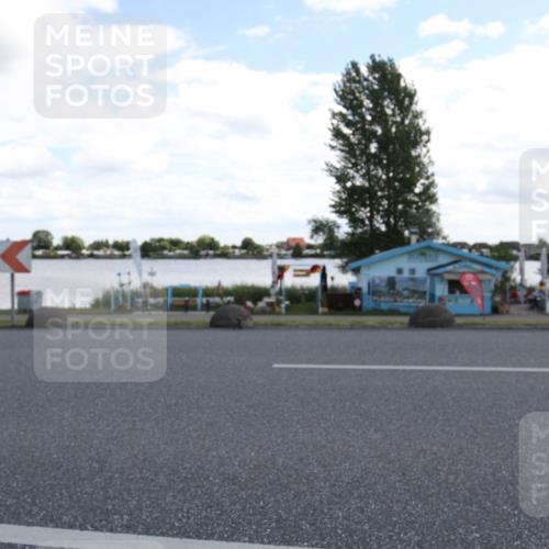 16.06.2024 - 26. Vierlanden-Triathlon Jannik Wohlers http://msf.ph/oto/6270150 16.06.2024 11:38:18 Radfahren 129, 145, 196, 324 meine-sportfotos.de