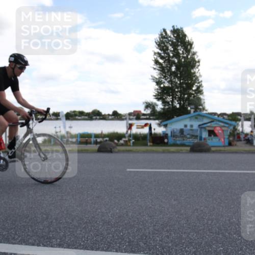 16.06.2024 - 26. Vierlanden-Triathlon Jannik Wohlers http://msf.ph/oto/6270170 16.06.2024 11:38:22 Radfahren 129, 196, 298, 324, 329, 346 meine-sportfotos.de