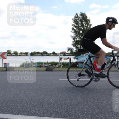 16.06.2024 - 26. Vierlanden-Triathlon Jannik Wohlers http://msf.ph/oto/6270172 16.06.2024 11:38:22 Radfahren 129, 196, 298, 324, 329, 346 meine-sportfotos.de