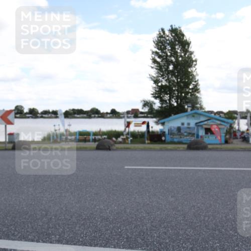 16.06.2024 - 26. Vierlanden-Triathlon Jannik Wohlers http://msf.ph/oto/6270261 16.06.2024 11:38:31 Radfahren 44, 68, 116, 251, 298, 329, 332, 346, 369 meine-sportfotos.de