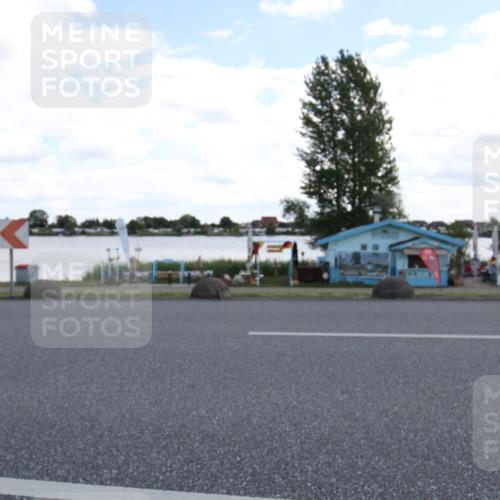 16.06.2024 - 26. Vierlanden-Triathlon Jannik Wohlers http://msf.ph/oto/6270263 16.06.2024 11:38:31 Radfahren 44, 68, 116, 251, 298, 329, 332, 346, 369 meine-sportfotos.de