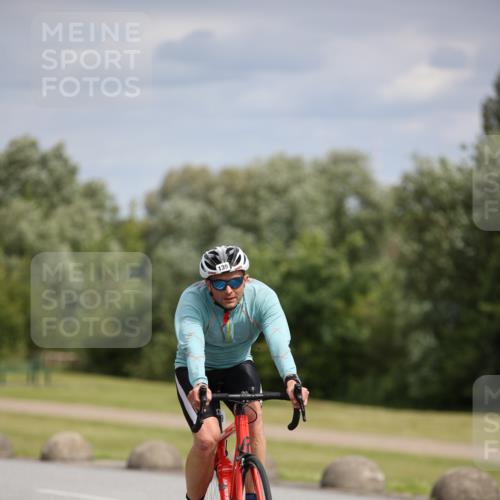 16.06.2024 - 26. Vierlanden-Triathlon Jannik Wohlers http://msf.ph/oto/6270274 16.06.2024 11:09:40 Radfahren 115, 139 meine-sportfotos.de
