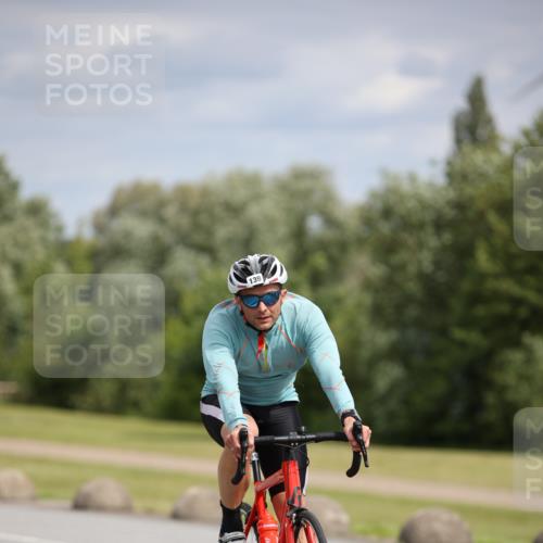 16.06.2024 - 26. Vierlanden-Triathlon Jannik Wohlers http://msf.ph/oto/6270304 16.06.2024 11:09:40 Radfahren 115, 139 meine-sportfotos.de
