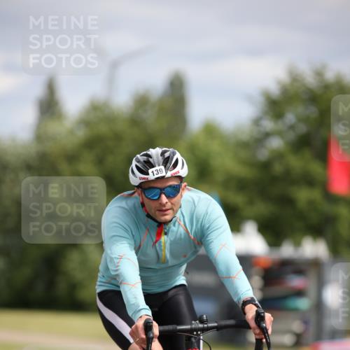 16.06.2024 - 26. Vierlanden-Triathlon Jannik Wohlers http://msf.ph/oto/6270333 16.06.2024 11:09:40 Radfahren 115, 139 meine-sportfotos.de