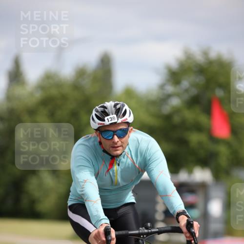 16.06.2024 - 26. Vierlanden-Triathlon Jannik Wohlers http://msf.ph/oto/6270334 16.06.2024 11:09:41 Radfahren 115, 139 meine-sportfotos.de