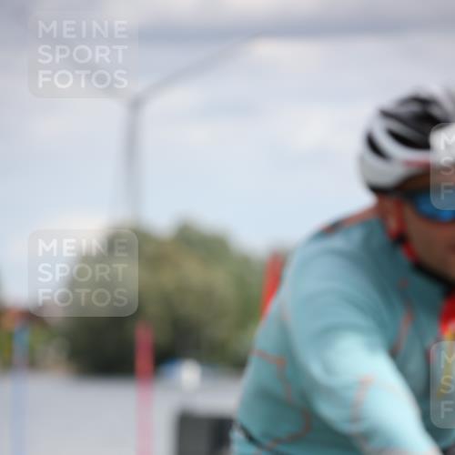 16.06.2024 - 26. Vierlanden-Triathlon Jannik Wohlers http://msf.ph/oto/6270346 16.06.2024 11:09:41 Radfahren 115, 139 meine-sportfotos.de