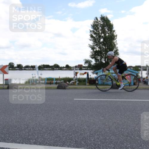 16.06.2024 - 26. Vierlanden-Triathlon Jannik Wohlers http://msf.ph/oto/6270478 16.06.2024 11:38:55 Radfahren 24, 53, 61, 156, 181, 184, 271, 295 meine-sportfotos.de