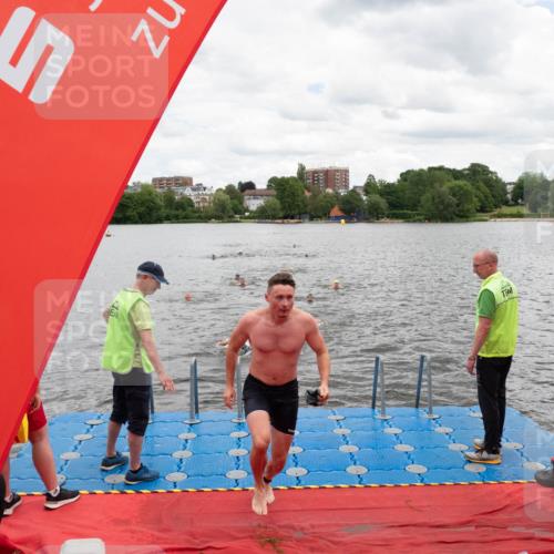 16.06.2024 - 7 Türme Triathlon MichiJ http://msf.ph/oto/6270480 16.06.2024 11:58:31 Schwimmen 409, 455, 466, 545, 590 meine-sportfotos.de