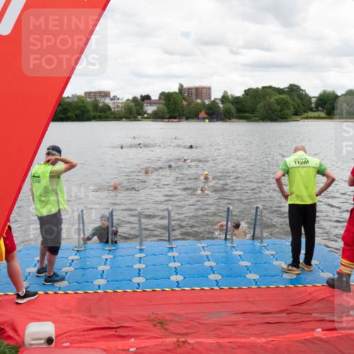 16.06.2024 - 7 Türme Triathlon MichiJ http://msf.ph/oto/6270485 16.06.2024 11:58:42 Schwimmen 304, 350, 409, 414, 422, 466, 545 meine-sportfotos.de