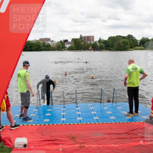 16.06.2024 - 7 Türme Triathlon MichiJ http://msf.ph/oto/6270508 16.06.2024 11:58:44 Schwimmen 304, 350, 409, 414, 422, 466, 545 meine-sportfotos.de