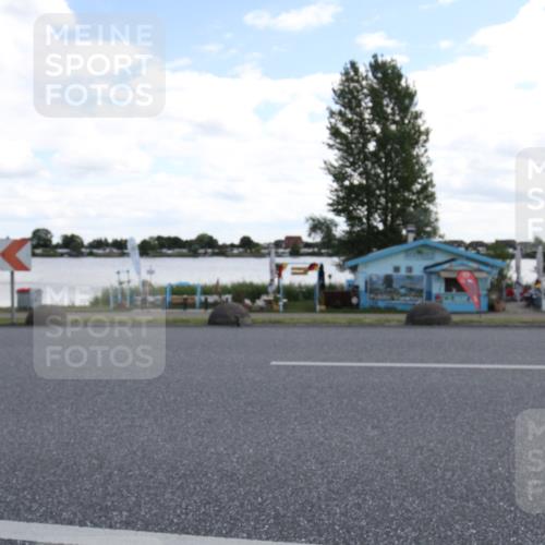 16.06.2024 - 26. Vierlanden-Triathlon Jannik Wohlers http://msf.ph/oto/6270519 16.06.2024 11:38:59 Radfahren 24, 61, 181, 184, 266, 267, 308 meine-sportfotos.de