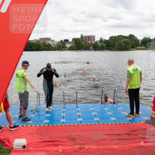 16.06.2024 - 7 Türme Triathlon MichiJ http://msf.ph/oto/6270522 16.06.2024 11:58:45 Schwimmen 304, 350, 409, 414, 422, 466, 545 meine-sportfotos.de